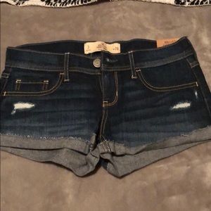 Hollister shorts - *New*